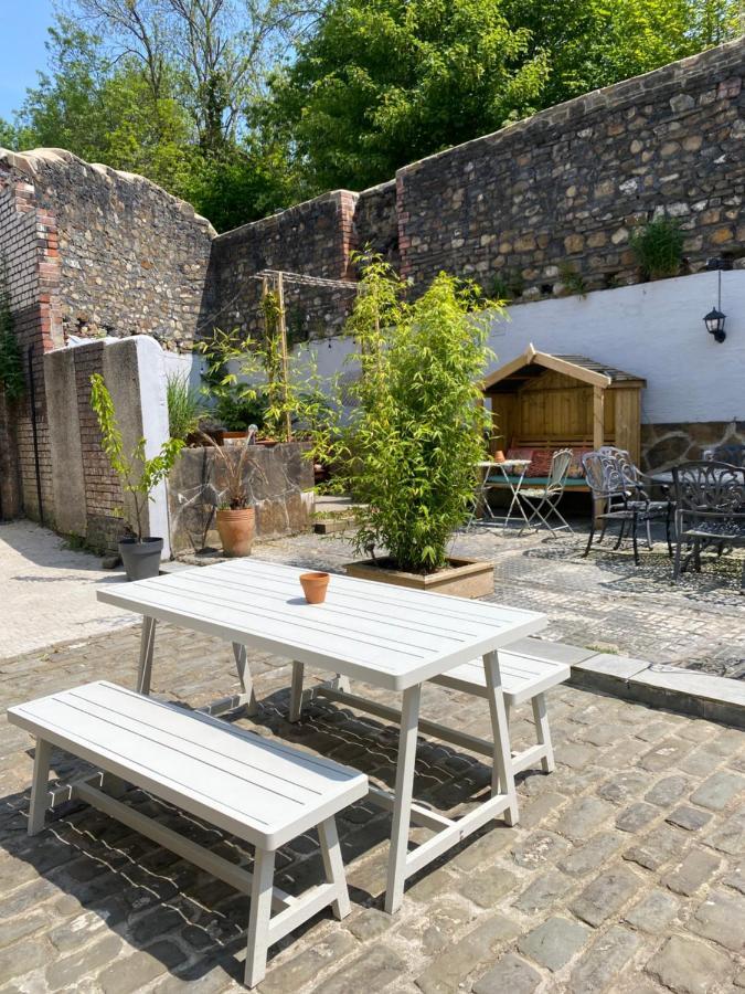 The Tiger Inn Merthyr Tydfil Exterior photo